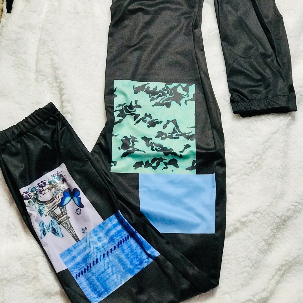 Patch Jumpsuit - Picture 2 of 5